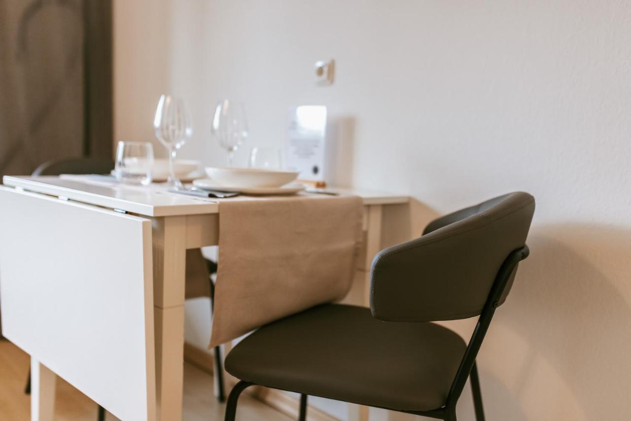 Staylight Cozy Appartement, Ruhig Und Citynah Gelegen, Netflix, Premium Ausstattung Τσέλε Εξωτερικό φωτογραφία
