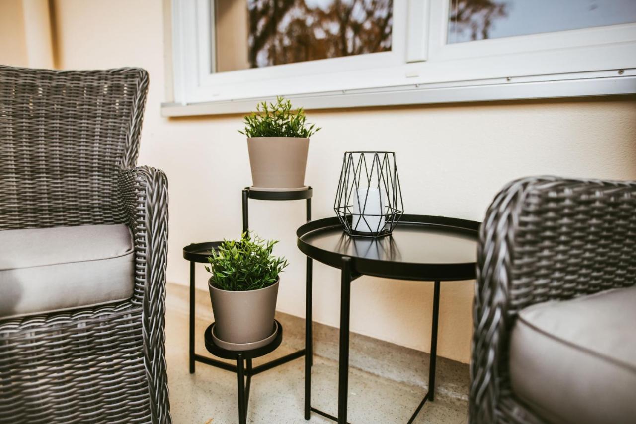 Staylight Cozy Appartement, Ruhig Und Citynah Gelegen, Netflix, Premium Ausstattung Τσέλε Εξωτερικό φωτογραφία